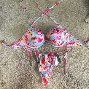 Victoria’s Secret Bombshell  Bikini 38c top only